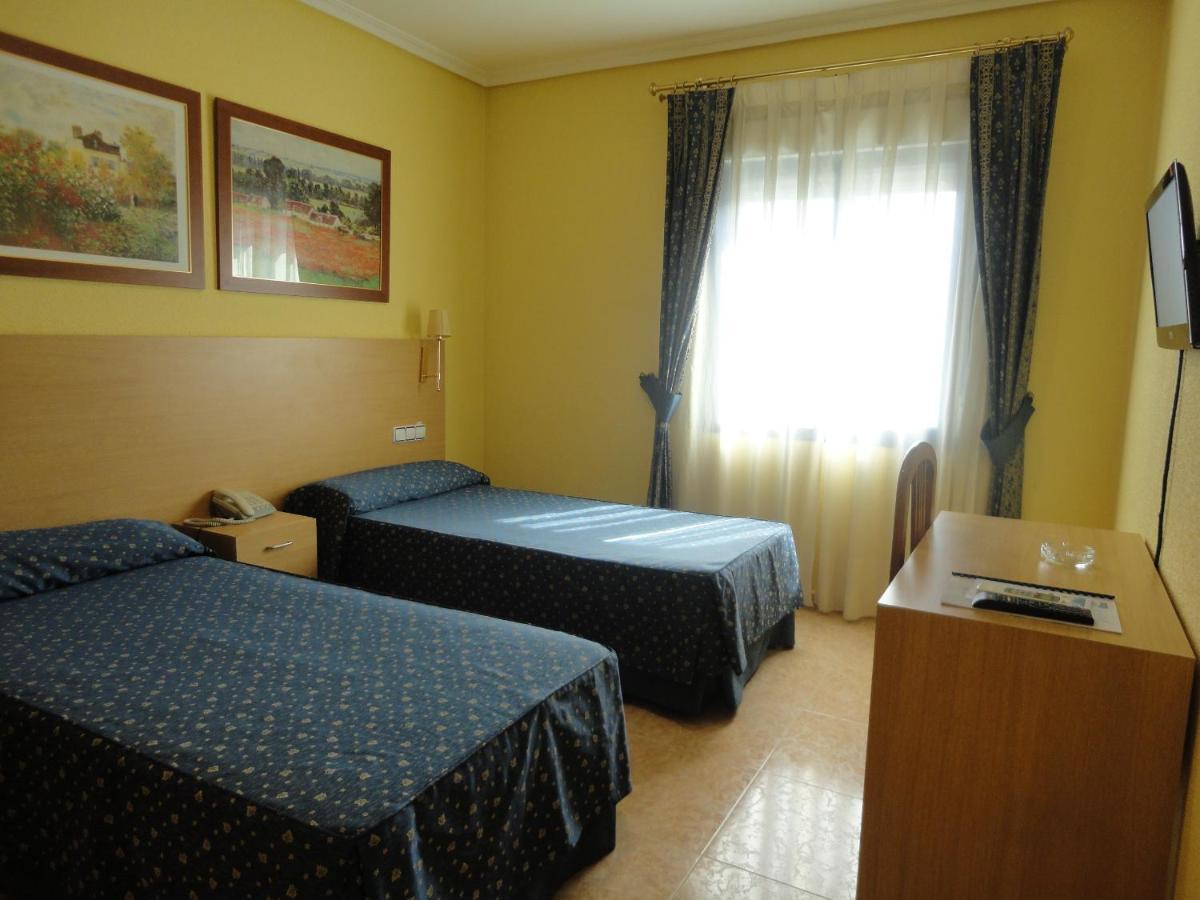 Hotel Mirador Velilla de San Antonio Habitación foto